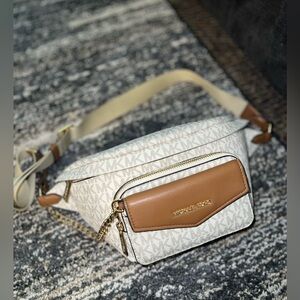 Michael Kors belt bag